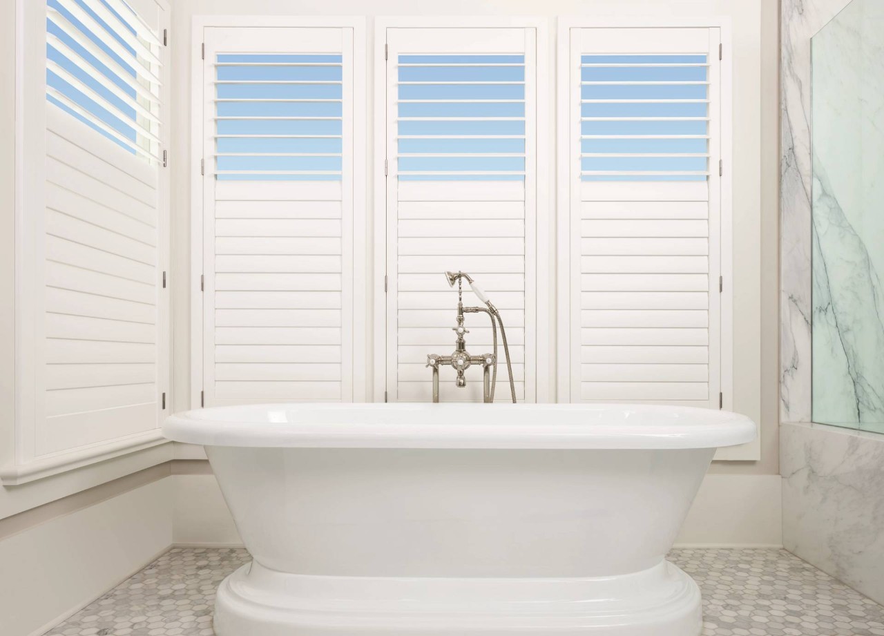Hunter Douglas Palm Beach™ Polysatin™ Vinyl Shutters in a bathroom near Redmond and Bend, Oregon (OR)